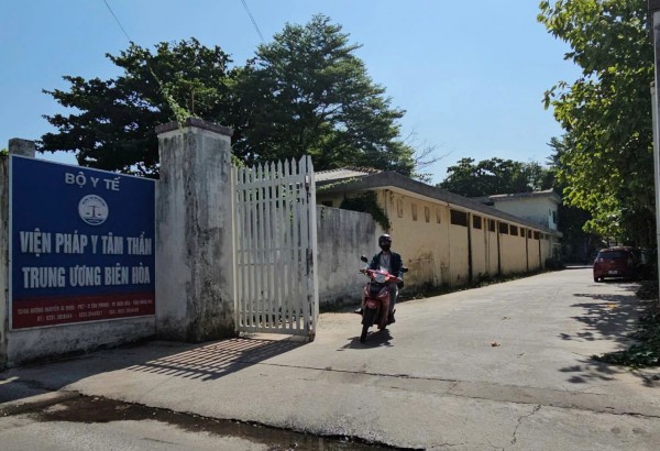 Hoãn phiên tòa xét xử đường dây 'phù phép' bệnh án giám định tâm thần