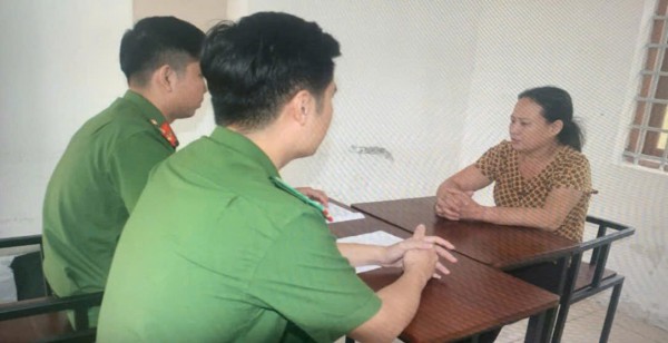 Hưng Yên: Bắt người phụ nữ làm nghề bốc mộ lừa 3 người gần 5 tỉ đồng