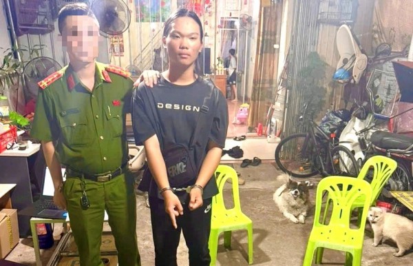 Khởi tố 5 người trong đường dây buôn lậu bạc tại biên giới Móng Cái