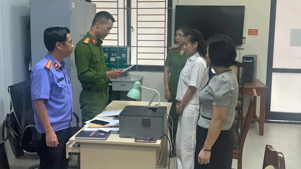 Khởi tố, bắt tạm giam giám đốc và kế toán nhà xe Vân Anh Khởi tố, bắt tạm giam giám đốc và kế toán nhà xe Vân Anh