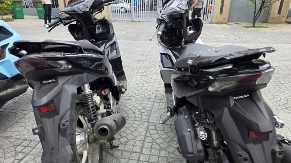 Khởi tố nhóm thanh thiếu niên rượt chém người đi đường ở Đà Nẵng Khởi tố nhóm thanh thiếu niên rượt chém người đi đường ở Đà Nẵng