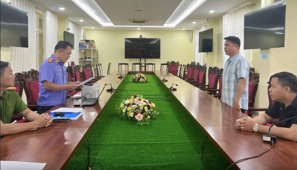 Khởi tố phó viện trưởng và kiểm sát viên vụ nữ sinh tử vong ở Vĩnh Long