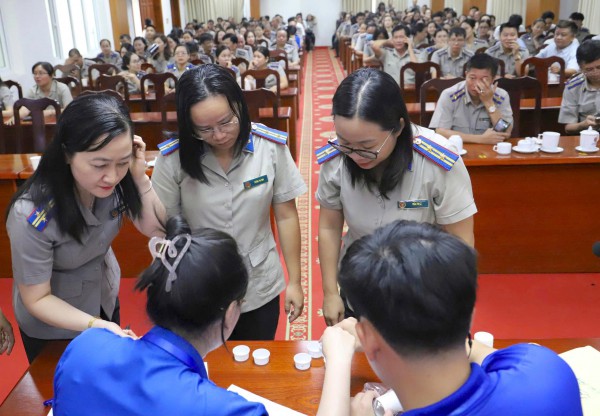 Kiểm tra ma túy hơn 1.000 cán bộ Thi hành án dân sự TP.HCM