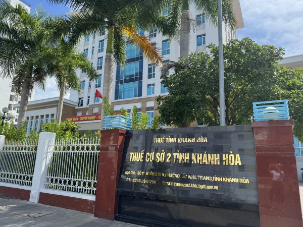 Lập 14 công ty 'ma' mua bán trái phép hóa đơn hơn 130 tỉ đồng Lập 14 công ty 'ma' mua bán trái phép hóa đơn hơn 130 tỉ đồng