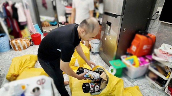 Liên tiếp phá đường dây mua bán 'khí cười' quy mô 'khủng' ở Đà Nẵng Liên tiếp phá đường dây mua bán 'khí cười' quy mô 'khủng' ở Đà Nẵng