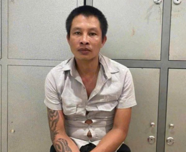 Nghịch tử mới ra tù dùng dao sát hại mẹ ruột Nghịch tử mới ra tù dùng dao sát hại mẹ ruột