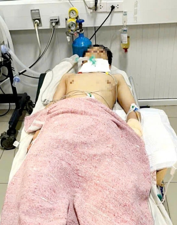 Người tình nghi liên quan vụ nữ sinh tử vong ở phòng trọ cũng thương tích nặng