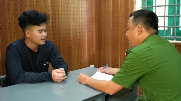 Nhân viên trộm 30 lượng vàng của chủ tiệm ở Đồng Tháp Nhân viên trộm 30 lượng vàng của chủ tiệm ở Đồng Tháp