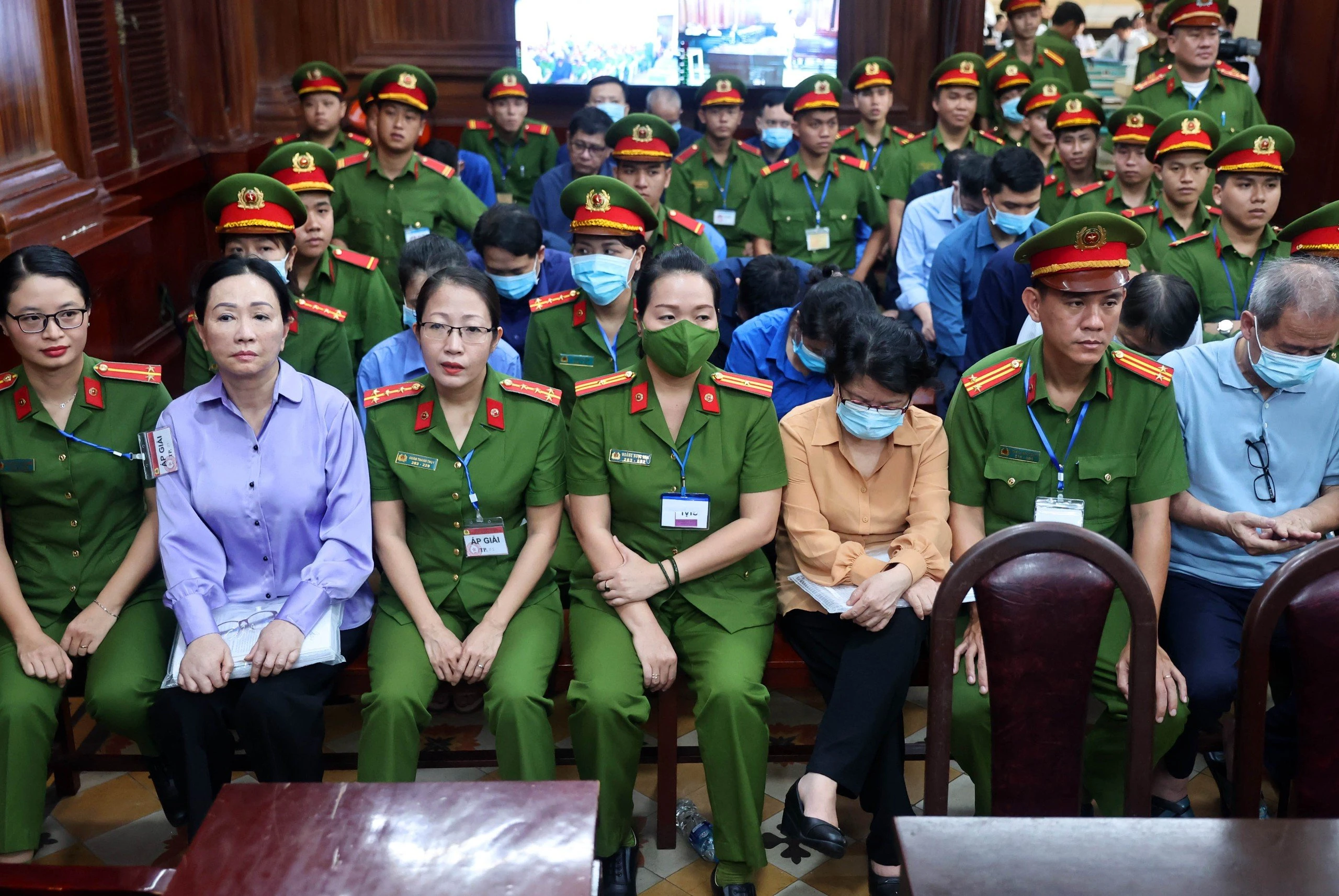 Nhiều tranh cãi chờ tòa phán quyết trong vụ án Trương Mỹ Lan
