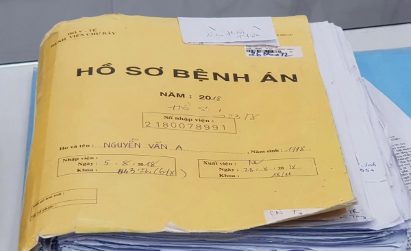 Nộp bệnh án tâm thần, 'nữ quái' vẫn bị tòa tuyên 13 năm tù