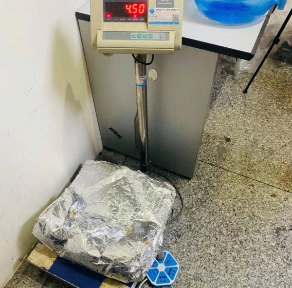 Nữ hành khách mang 4,5 kg ma túy quá cảnh sân bay Tân Sơn Nhất Nữ hành khách mang 4,5 kg ma túy quá cảnh sân bay Tân Sơn Nhất