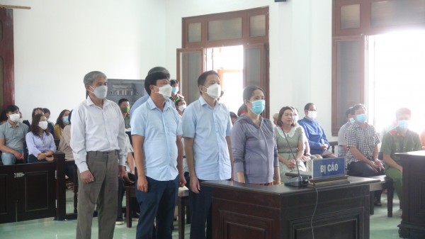 Phú Yên: Hoãn phiên tòa xét xử cựu phó chủ tịch tỉnh và đồng phạm