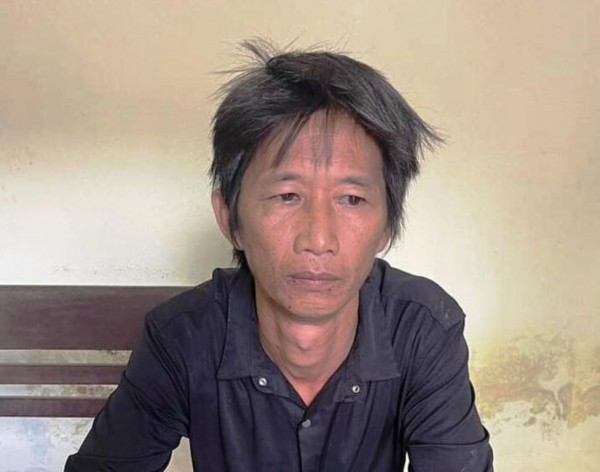 Quảng Nam: Cho tiền còn bị đè đầu, xé túi quần cướp tài sản