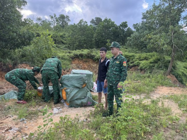 Quảng Ninh: Bắt giữ hơn 3,1 tấn nầm lợn không rõ nguồn gốc