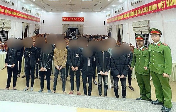 Quảng Trị: Khởi tố 9 bị can dùng hung khí để giải quyết mâu thuẫn Quảng Trị: Khởi tố 9 bị can dùng hung khí để giải quyết mâu thuẫn