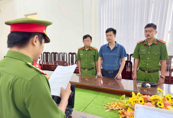 Sai phạm tại Sở Y tế Bạc Liêu: Khởi tố thêm 2 bị can Sai phạm tại Sở Y tế Bạc Liêu: Khởi tố thêm 2 bị can