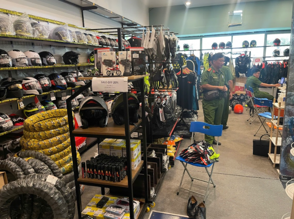 TP.HCM: Bắt chủ doanh nghiệp xe máy trốn thuế qua tài khoản cá nhân