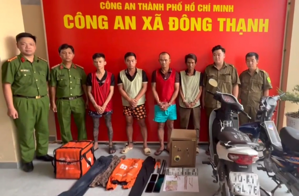 TP.HCM: Bắt nhóm đối tượng gây ra loạt vụ trộm cắp TP.HCM: Bắt nhóm đối tượng gây ra loạt vụ trộm cắp
