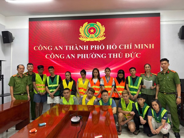 TP.HCM: Hàng chục người nước ngoài dương tính ma túy, nghi điều hành đường dây lừa đảo trực tuyến