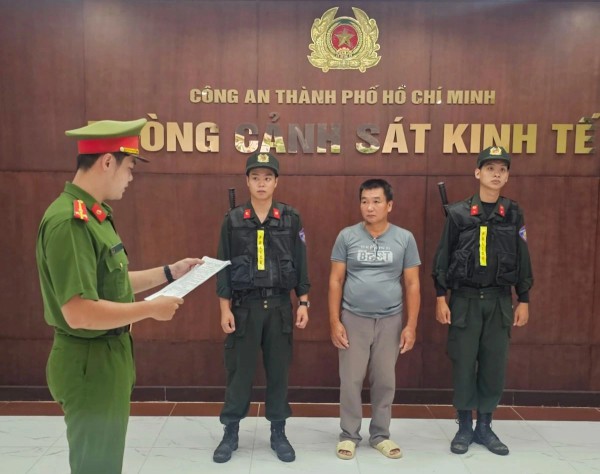TP.HCM: Khởi tố đối tượng nuôi nhốt trái phép nhiều loài động vật hoang dã