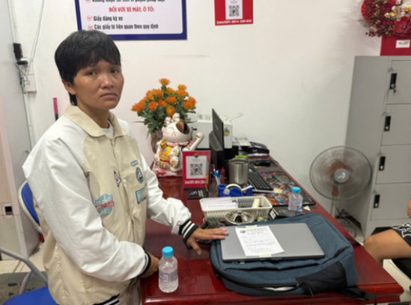 TP.HCM: Nữ giúp việc cắt điện, tắt camera trộm 20 laptop của một công ty