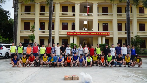 Thu giữ hàng trăm kịch bản trong đường dây lừa đảo qua sàn vàng ảo ATFX Thu giữ hàng trăm kịch bản trong đường dây lừa đảo qua sàn vàng ảo ATFX