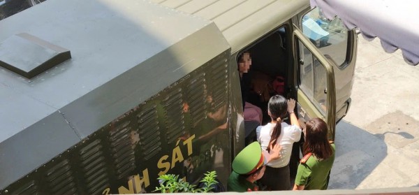 Tòa trả hồ sơ nhiều lần vụ án 'chứa mại dâm' vì bị cáo kêu oan