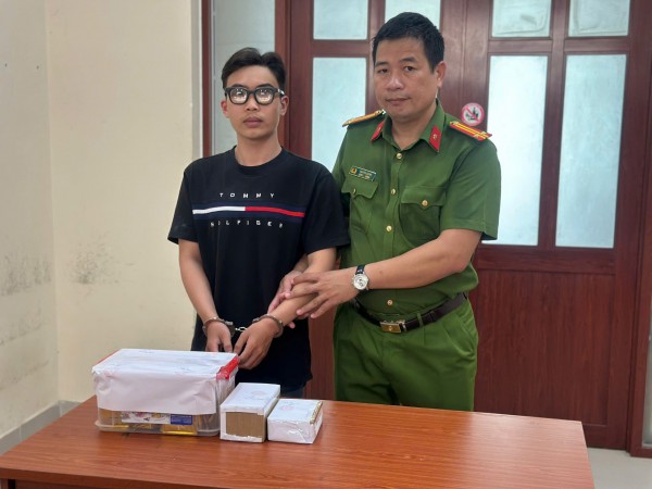 Triệt phá đường dây vận chuyển ma túy từ biên giới Campuchia về TP.HCM tiêu thụ