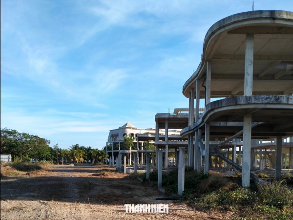 Vì sao Công an tỉnh Lâm Đồng tìm người liên quan dự án biển Lạc Việt? Vì sao Công an tỉnh Lâm Đồng tìm người liên quan dự án biển Lạc Việt?