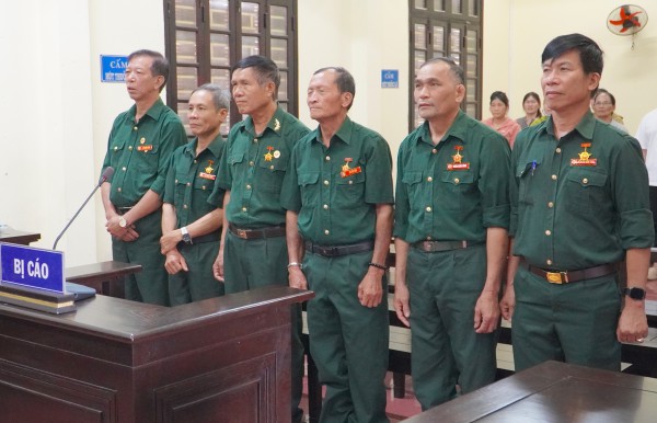 Vụ 6 cựu chiến binh kêu oan sau khi ra tù: Xét xử phúc thẩm lần 3 Vụ 6 cựu chiến binh kêu oan sau khi ra tù: Xét xử phúc thẩm lần 3