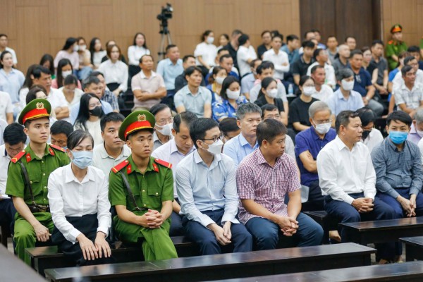 Vụ án Tập đoàn Phúc Sơn đặc biệt nghiêm trọng, 'tha hóa nhiều lãnh đạo địa phương' Vụ án Tập đoàn Phúc Sơn đặc biệt nghiêm trọng, 'tha hóa nhiều lãnh đạo địa phương'