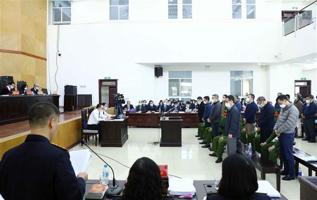 Vụ cao tốc Đà Nẵng - Quảng Ngãi: Các bị cáo bị đề nghị mức án cao nhất là 10 năm tù
