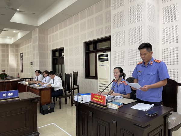Vụ vỡ nợ 1.300 tỉ đồng: Xét xử nữ đại gia Đà Nẵng và cựu cán bộ