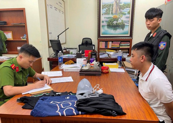 Xét xử Bùi Đình Khánh