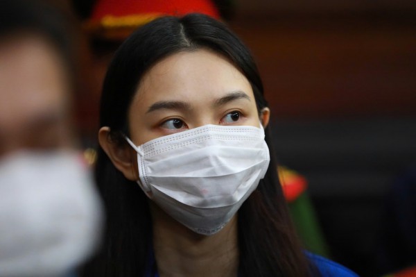 Xét xử hoa hậu Thùy Tiên, Hằng du mục, Quang Linh Vlogs