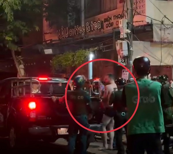 Đà Nẵng: Khởi tố người nước ngoài đập phá quán cà phê gây thiệt hại hơn 380 triệu đồng Đà Nẵng: Khởi tố người nước ngoài đập phá quán cà phê gây thiệt hại hơn 380 triệu đồng