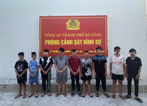 Đà Nẵng: Nhóm thanh thiếu niên dùng xe máy trộm cắp, mang đao truy đuổi đối thủ