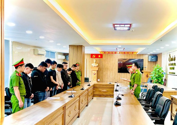 Đà Nẵng: Phá 'siêu đường dây rửa tiền' 67.000 tỉ đồng liên quốc gia