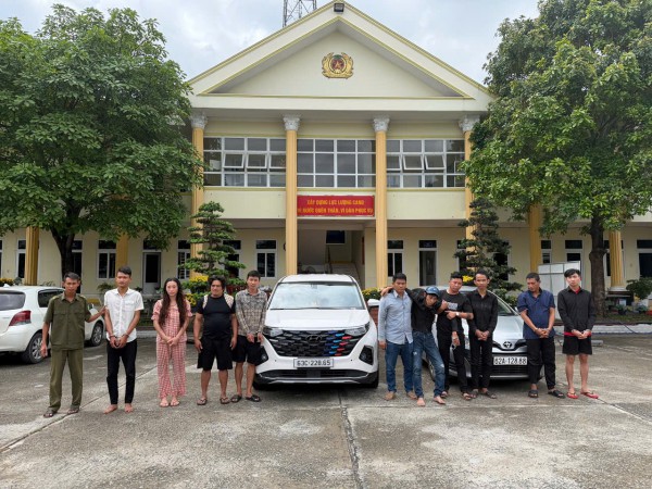 Đang đi đường, một phụ nữ ở Tây Ninh bị bắt cóc để bán qua Campuchia Đang đi đường, một phụ nữ ở Tây Ninh bị bắt cóc để bán qua Campuchia