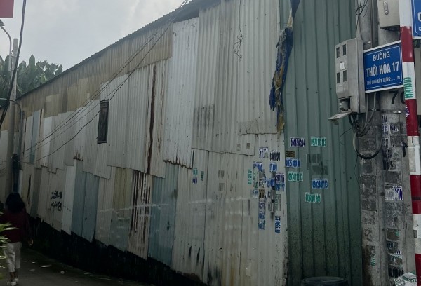 Đất bị xẻ đôi, chủ đất ở TP.HCM thành bị đơn: UBND phường Thới Hòa nói gì?