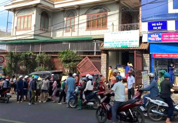 Đòi chia tay, cô gái trẻ bị người yêu đâm tử vong