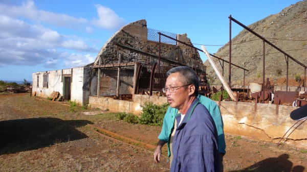 Từ đôi chân trần đến đế chế niken tỉ đô Từ đôi chân trần đến đế chế niken tỉ đô