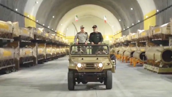 Iran còn phóng tên lửa, UAV được trong bao lâu? Iran còn phóng tên lửa, UAV được trong bao lâu?