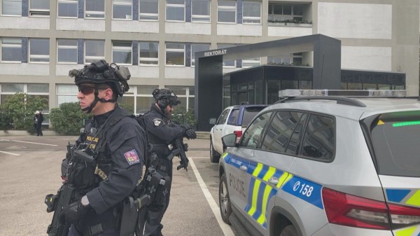 Báo động gia tăng các vụ tấn công bạo lực của trẻ vị thành niên ở Séc Báo động gia tăng các vụ tấn công bạo lực của trẻ vị thành niên ở Séc