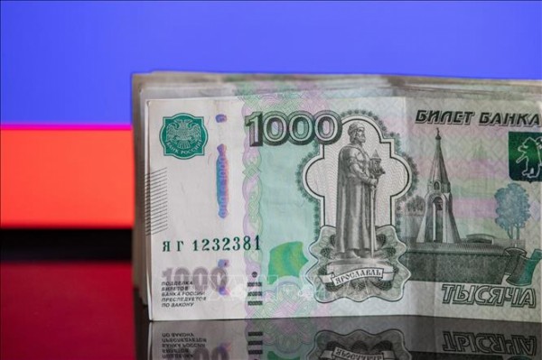 Belarus quyết định thực hiện thanh toán trái phiếu châu Âu bằng đồng rúp
