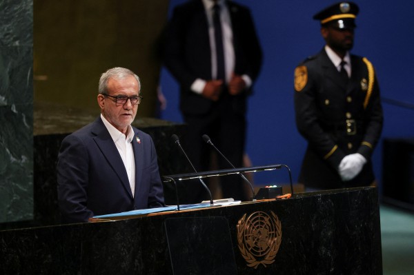 Bên nào cũng chạy đua với thời gian Bên nào cũng chạy đua với thời gian