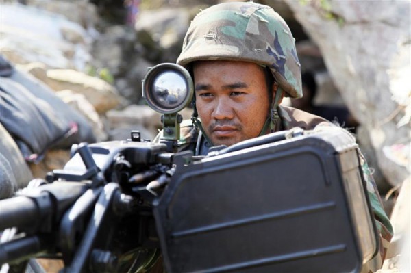 Binh sĩ Campuchia và Thái Lan nổ súng tại biên giới, có thương vong