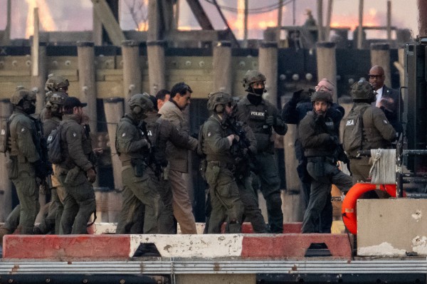 Bộ trưởng Chiến tranh Mỹ hé lộ số binh sĩ tham gia bắt Tổng thống Venezuela Maduro