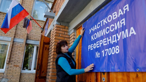 Bốn tỉnh của Ukraine trưng cầu ý dân sáp nhập Nga – Hội đồng Bảo An họp đặc biệt