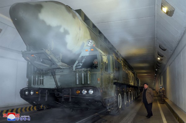 CSIS: Triều Tiên xây căn cứ tên lửa bí mật mới CSIS: Triều Tiên xây căn cứ tên lửa bí mật mới